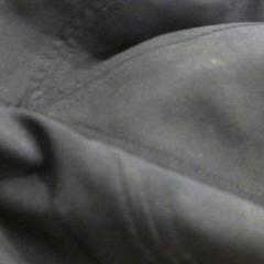 Cap zwart, segons ha informat Walibi Holland mitjançant iLost