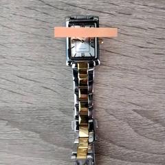 Horloge Zilver goudkleurig, zoals gemeld door Arriva Infoshop Enschede met iLost