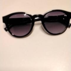 색안경, iLost를 사용하여 Gemeente Puurs-Sint-Amands에 보고됨