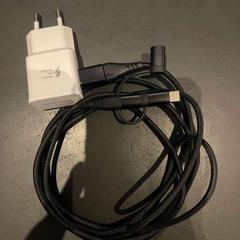 Adapter & Samsung laddare Lader, rapporterat av Van der Valk Hotel Amsterdam-Amstel med iLost