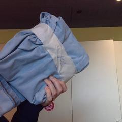 İLost kullanarak MEININGER Hotel Lyon Centre Berthelot tarafından bildirildiği gibi Kot bleu claire