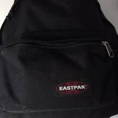 Ryggsekk, som rapportert av Regio Antwerpen - Brussel ved bruk av iLost