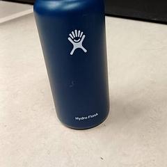 飲用ボトル がiLostで Qbuzz GD Groningen Peizerweg によって報告されました