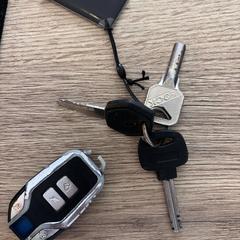 Keys on bike lane from Zandvoort towards Bentveld, jak bylo nahlášeno na iLost