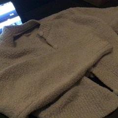 セーター がiLostで Van der Valk Hotel Amsterdam Zuidas によって報告されました