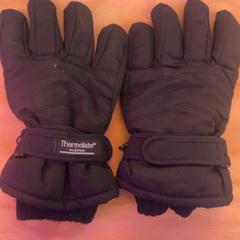 Guanti Thermolate, come riportato da Schaatsbaan Rotterdam utilizzando iLost