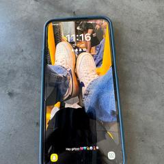 الهاتف الذكي blauw  van  hamme، كما تم الإبلاغ عنه بواسطة Centraal magazijn عبر iLost