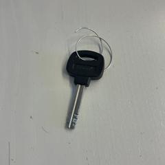 鍵 がiLostで GVB によって報告されました