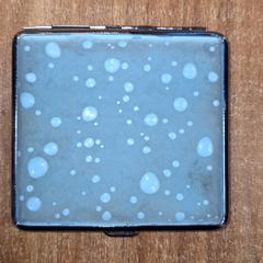 Cigarettfodral cigarette, rapporterat av Qbuzz DMG med iLost