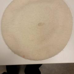 Luehatt Creme, som rapportert av IKEA Loulé ved bruk av iLost