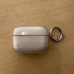 AirPods case met glitter hoesje, som rapporterats till iLost