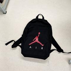 Bag, as reported by Qbuzz GD Groningen Peizerweg using iLost