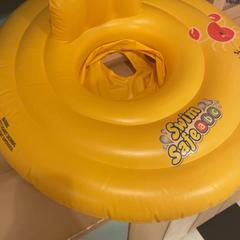 Zwemband, ha sido reportado por Familie Resort Molenwaard con iLost