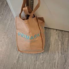 バッグ Primark がiLostで Centraal magazijn によって報告されました