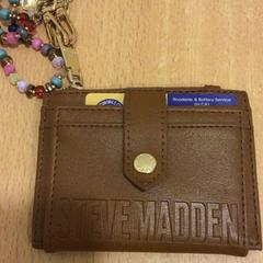 Portafoglio, come riportato da Qbuzz U-OV utilizzando iLost