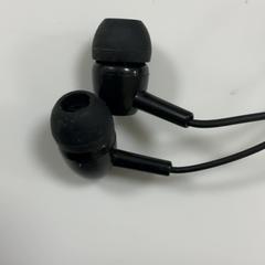 Earphone & Usb cable, as reported by Noida International Airport using iLost