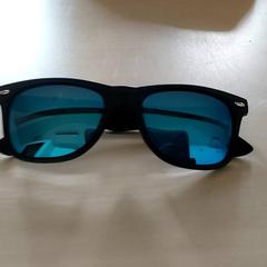 Brýle - Zonnebril, jak nahlášeno Centraal magazijn pomocí iLost