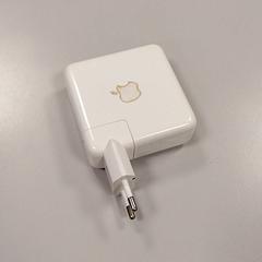 Špička nabíjačky, ako bolo nahlásené Vrije Universiteit Amsterdam pomocou iLost