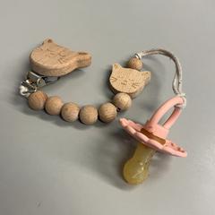 Speen koord met katjes, iLost를 사용하여 Burgers' Zoo에 보고됨