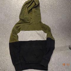 Felpa, come riportato da Gemeente Leopoldsburg utilizzando iLost