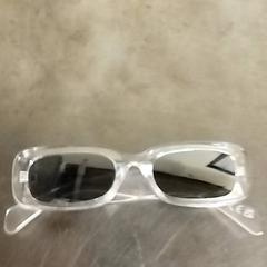 Zonnebril، كما تم الإبلاغ عنه بواسطة Pathé Scheveningen عبر iLost