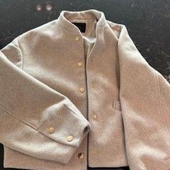 Jacka beige, rapporterat av Van der Valk Hotel Veenendaal med iLost