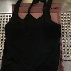 İLost kullanarak MEININGER Hotel Berlin Alexanderplatz tarafından bildirildiği gibi Sportbekleidung