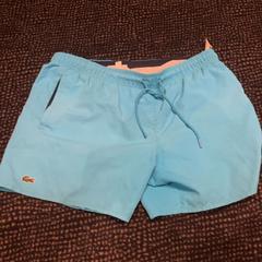 Maillot de bain, a été signalé par Van der Valk Hotel Utrecht utilisant iLost