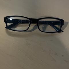 Okulary, zgłoszono przez Jaarbeurs przy użyciu iLost