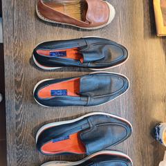 Schoenen 1 damespaar - 2 herenparen, gisa salatu by WestCord Hotel Eindhoven iLost erabiliz