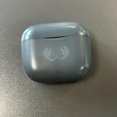 Draadloze oortjes JBL، كما تم الإبلاغ عنه بواسطة Gebo Tours عبر iLost