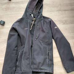 Giacca, come riportato da EBS OV Poeldijk utilizzando iLost