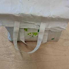 薬袋 がiLostで IKEA Lyon Grand Parilly によって報告されました