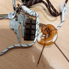 Klíčenka Fiat + sleutels div., jak nahlášeno Gemeente Gooise Meren pomocí iLost