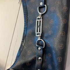 Tasje, segundo informou GVB usando iLost