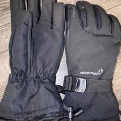 장갑, iLost를 사용하여 Qbuzz DMG에 보고됨