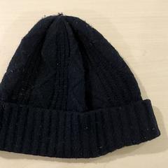 Clothing - Muts zwart, as reported by Regio Oost-Vlaanderen using iLost