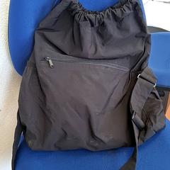 Batoh, jak nahlášeno Familiepark Drievliet pomocí iLost