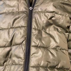 Chaqueta, ha sido reportado por Attractie- & Vakantiepark Slagharen con iLost