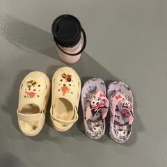 Vizesüveg, amint azt Silver Sands Beach az iLost segítségével jelentette.