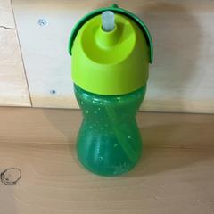 Vattenflaska, rapporterat av Familie Resort Molenwaard med iLost