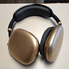 Auriculares, ha sido reportado por Connexxion Haarlem IJmond con iLost