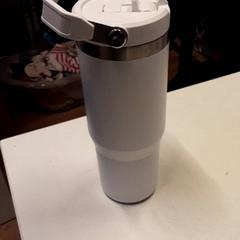 Tasse thermos, a été signalé par Qbuzz ZHN utilisant iLost
