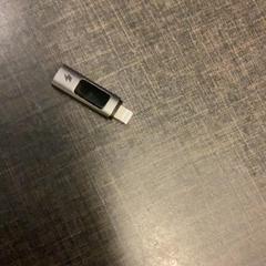 Adapter, rapporterat av MEININGER Hotel Brussels City Center med iLost
