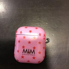 Earphone case, as reported by U-OV Utrecht using iLost