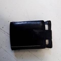 財布 がiLostで Hermes Eindhoven によって報告されました