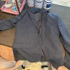 بليزر، كما تم الإبلاغ عنه بواسطة Van der Valk Hotel Amsterdam-Amstel عبر iLost