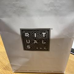 Bossa, segons ha informat Designer Outlet Roosendaal mitjançant iLost