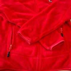 Fleecová bunda polaire, ako bolo nahlásené IKEA Lyon Grand Parilly pomocou iLost