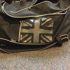 Borsa Grote tas met inhoud, come riportato da Gemeente Veenendaal utilizzando iLost